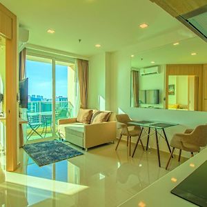 Suite Apartment In City Garden Tower Pool, Sauna & Gym 1 Km From Walking Street