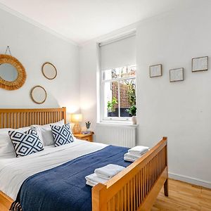Cozy Covent Garden/Oxford Street Apartment
