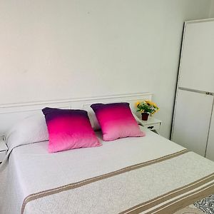 Chambre Budgétée Lit King-Size