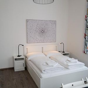 Appartement à 2 Chambres à Coucher