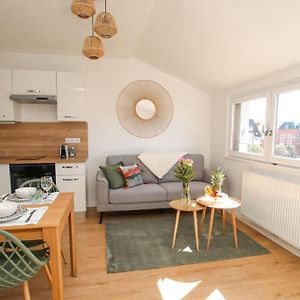 Appartement à 2 Chambres à Coucher
