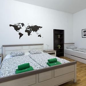 Appartement à 2 Chambres à Coucher