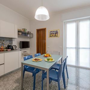 Bnbutler - Stromboli, 22 - Ampio, Luminoso Ed Elegante