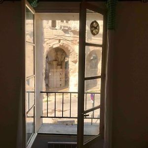 Appartement Face Aux Arenes