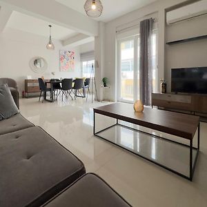 Appartement à 3 Chambres à Coucher