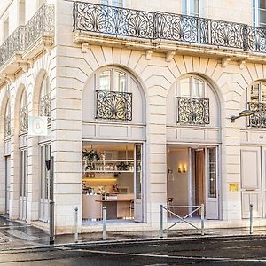La Maison De Blanche