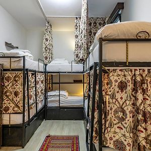 Dormitory Room Mixed