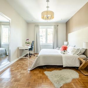 Suite à 2 Chambres à Coucher
