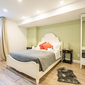Suite à 1 Chambre à Coucher Lit King-Size