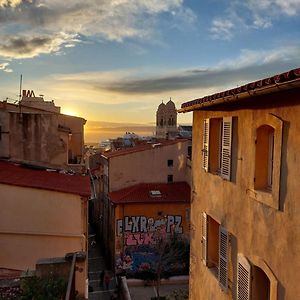 Love Nest With Sea View In The Heart Of The Panier