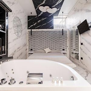Private Bathroom Room