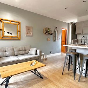 Appartement à 2 Chambres à Coucher