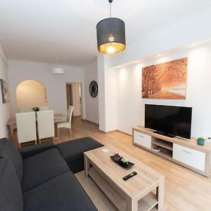 Spacious Flat 10Min From Subway Stations