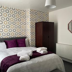 Luxury Spacious 2 Bedroom Home.