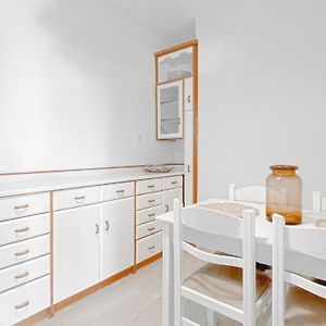 Charming 2 Bedroom Apt With Acropolis View In Athens