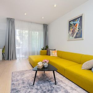 Apartment Uvala 64