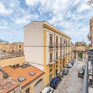 Stylish Apartment Near Piazza Magione By Wonderful Italy