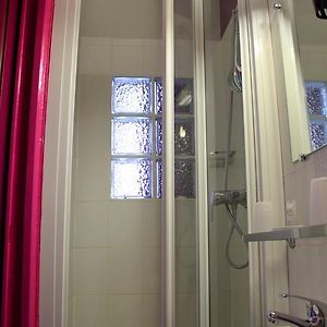 Private Bathroom Single Room
