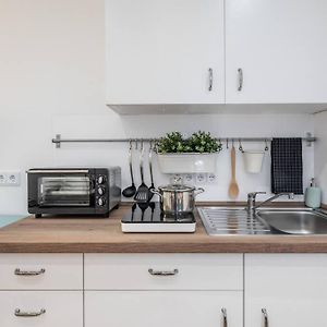 Charming Apartment Close To Heart Of Hamburg