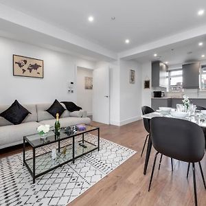 Appartement à 3 Chambres à Coucher