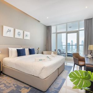 Spectacular Burj Khalifa View Service Apartment