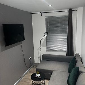 Appartement à 3 Chambres à Coucher