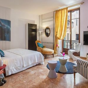 Appartement à 3 Chambres à Coucher