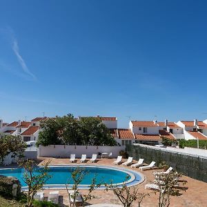Villa à 3 Chambres à Coucher