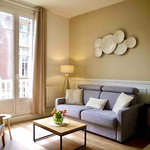 Appartement à 2 Chambres à Coucher