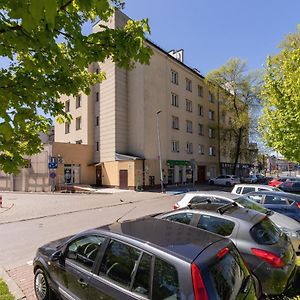 Modern Apartment Grzegorzeckie Roundabout Cracow By Noclegi Renters