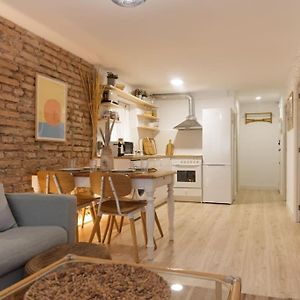 Appartement à 3 Chambres à Coucher