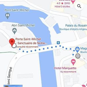Chambre Chez Marie Et Didier 1 Minute A Pied Du Sanctuaire De Lourdes