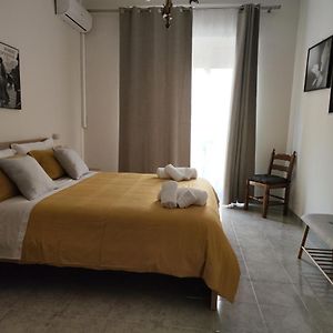 Appartement à 3 Chambres à Coucher aux Étages Supérieurs