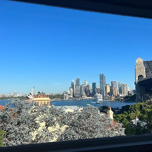 Spectacular Views In Kirribilli
