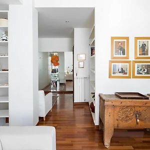 Gianicolo Elegant Art Oasis