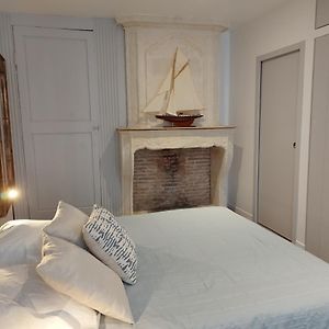 Le St Louis Chambre Amenagee Avec Cuisine N°4