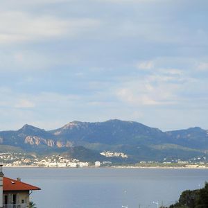 Esterel Terrasses, front de mer, vélos, yoga, Suquet Forville