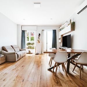 Mico Citylife Luxuryflat, 100M Metro