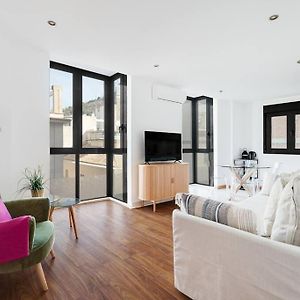 Appartement à 2 Chambres à Coucher