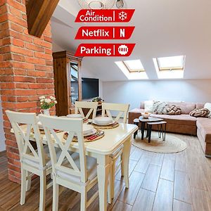 Bronowicka Premium Apartment - 52M2 With Private Parking