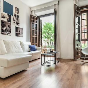 Spacious Apartment By Picasso Museum By Rems
