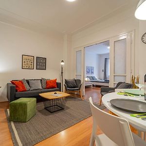 Central&Cozy Balcony!3Bdr 2Bth