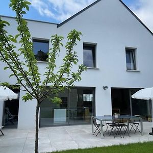 Vannes centre à pied grande villa familiale