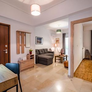 Appartement à 2 Chambres à Coucher