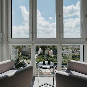 Appartement à 2 Chambres à Coucher