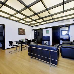 Appartement à 3 Chambres à Coucher