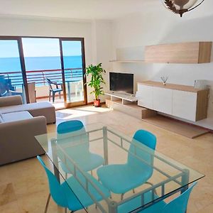 Very Lightful Apartment. Incredible Sea Views. Big Terrace, Swimming Pool. Ac. Very Close To Alicante City Center.