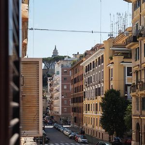 4-Rooms Flat At Vatican