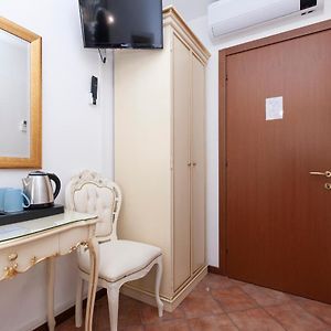 Deluxe  Private Bathroom Single Room