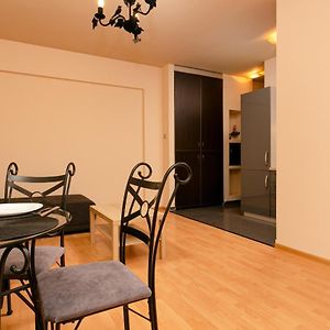Wola Apartment With Balcony & Close To Metro By Noclegi Renters